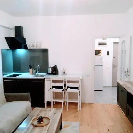 Oxford-campus Sat Vacanta Apartment Constanta